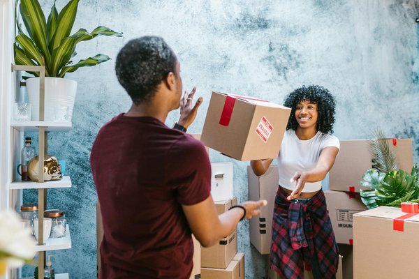 Relocaliser un bureau sans perturber l'activité commerciale : guide pratique et stratégique
